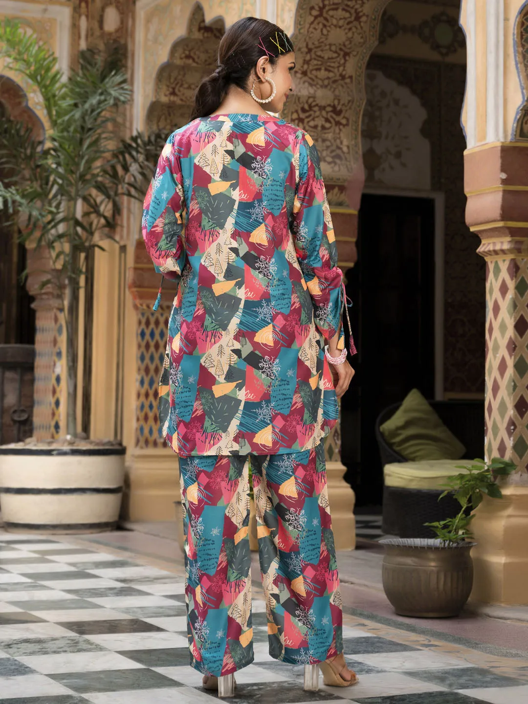 Abstract Printed Muslin Kurti With Pants