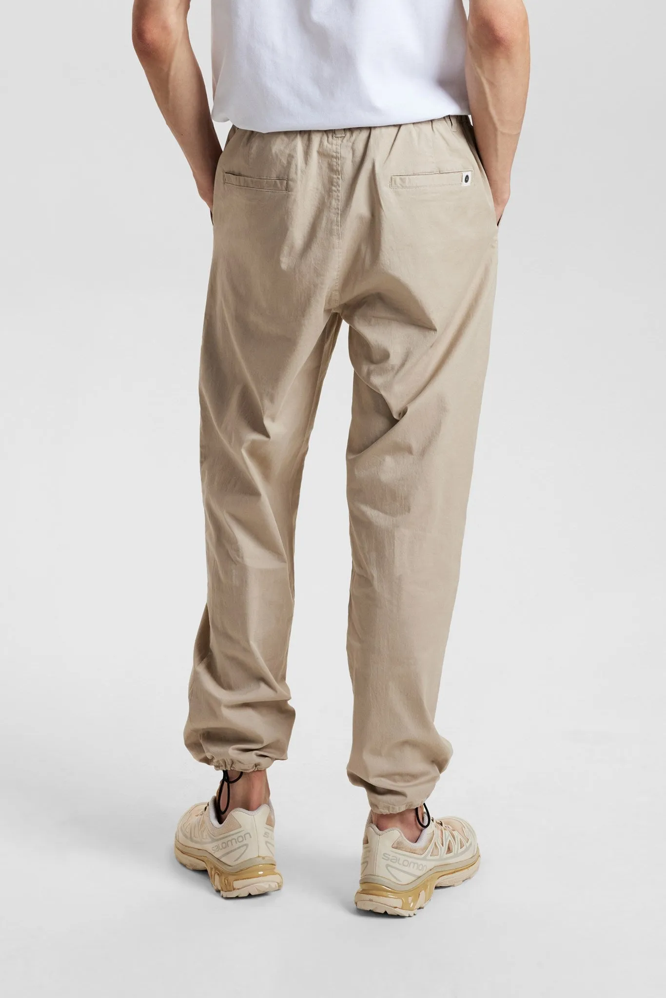 AKJAN ELASTIC PANTS - Chateau Gray