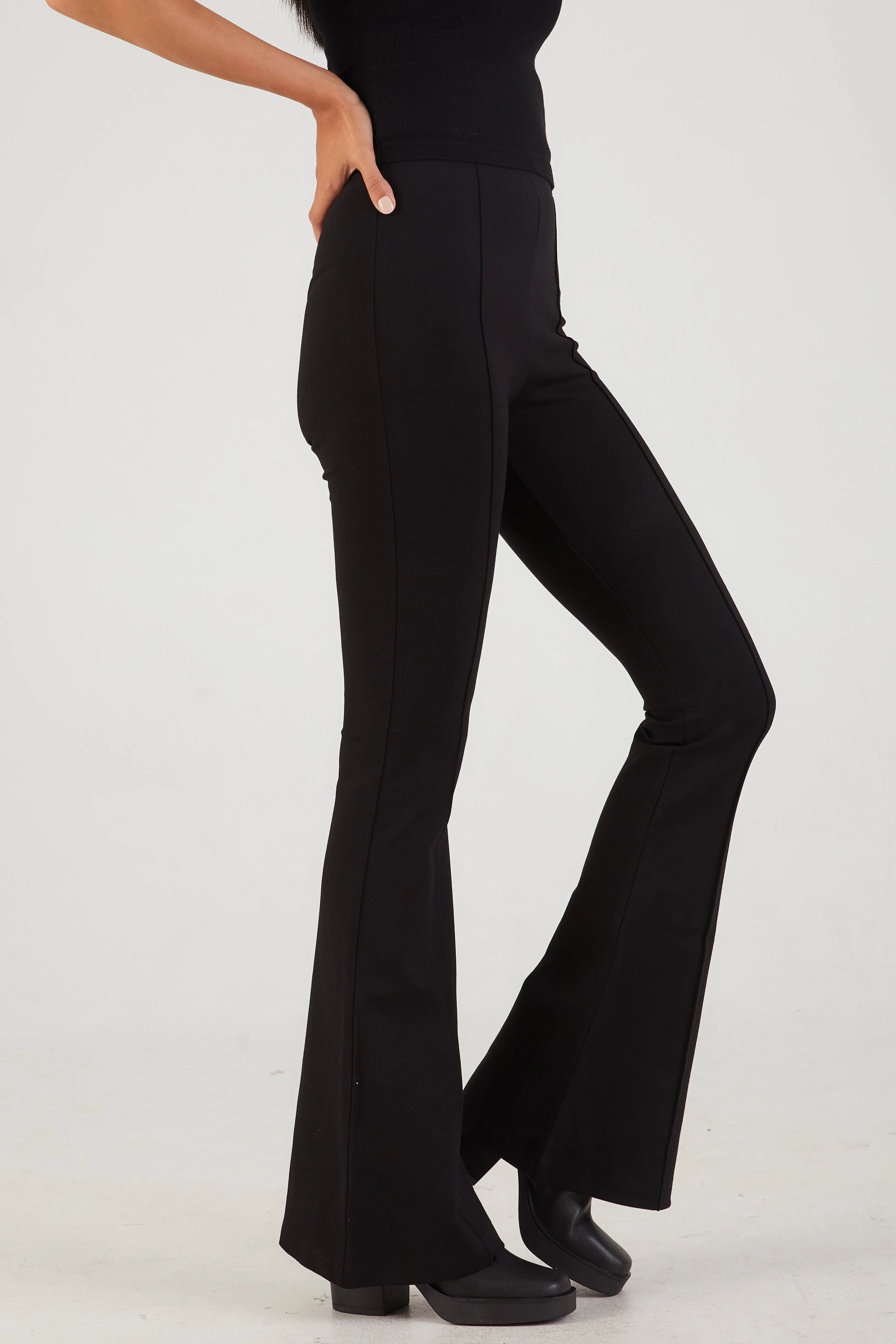 Bailey Pintuck Flare Legging in Black