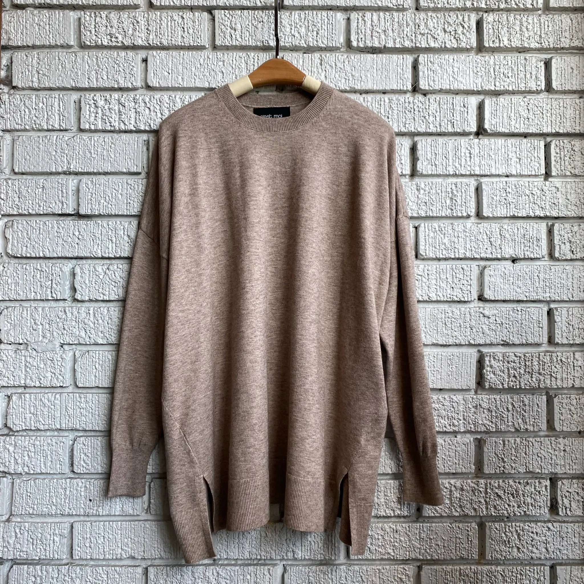 BENTE Crew Neck Sweater