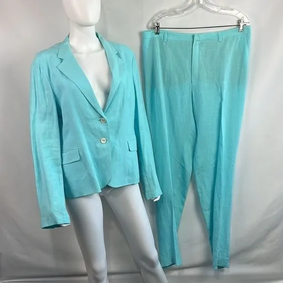 Burberry Aqua Linen Blazer and Trousers Suit Set