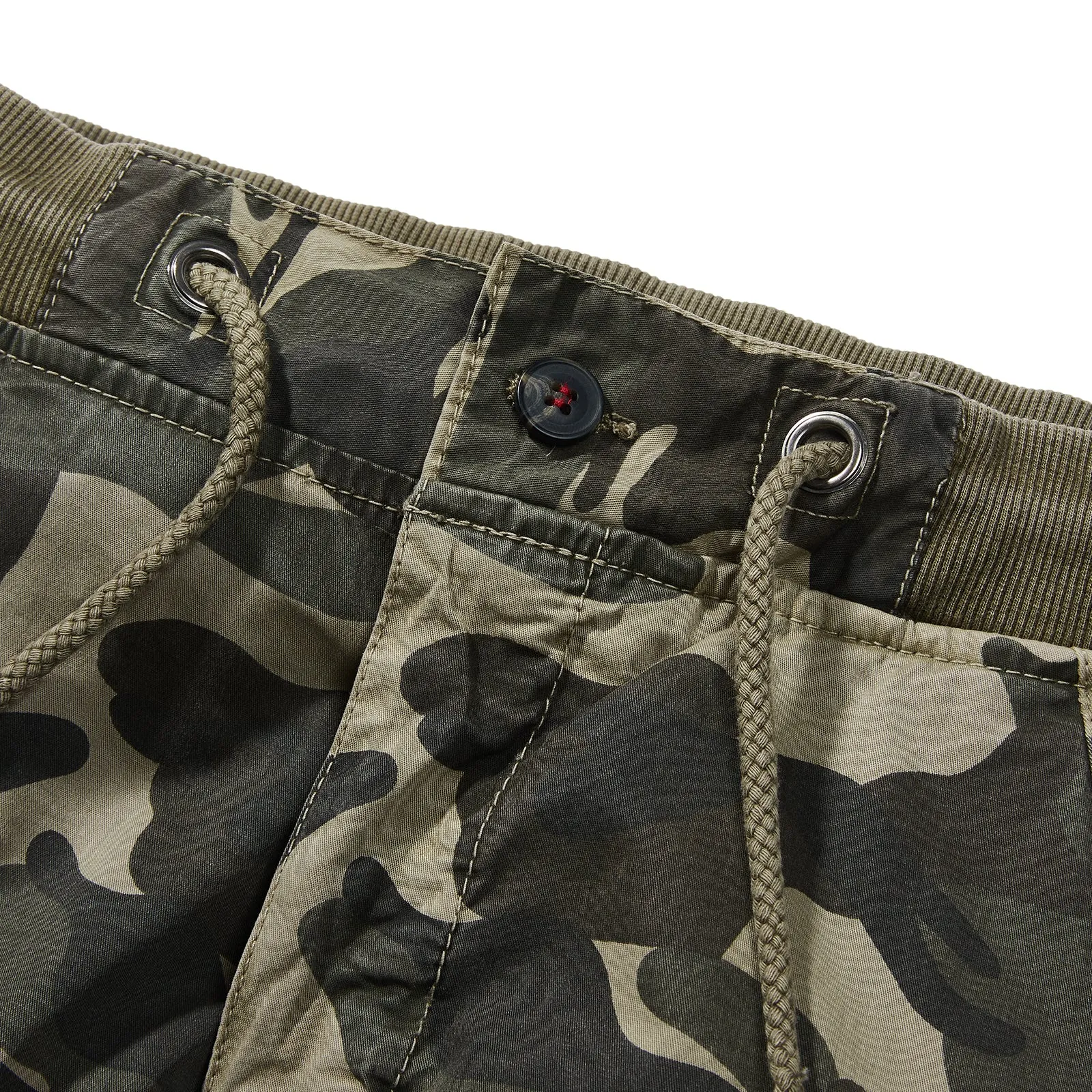 CAMO ZIPPER OUTDOOR TACTICAL 11'' INSEAM CARGO SHORTS