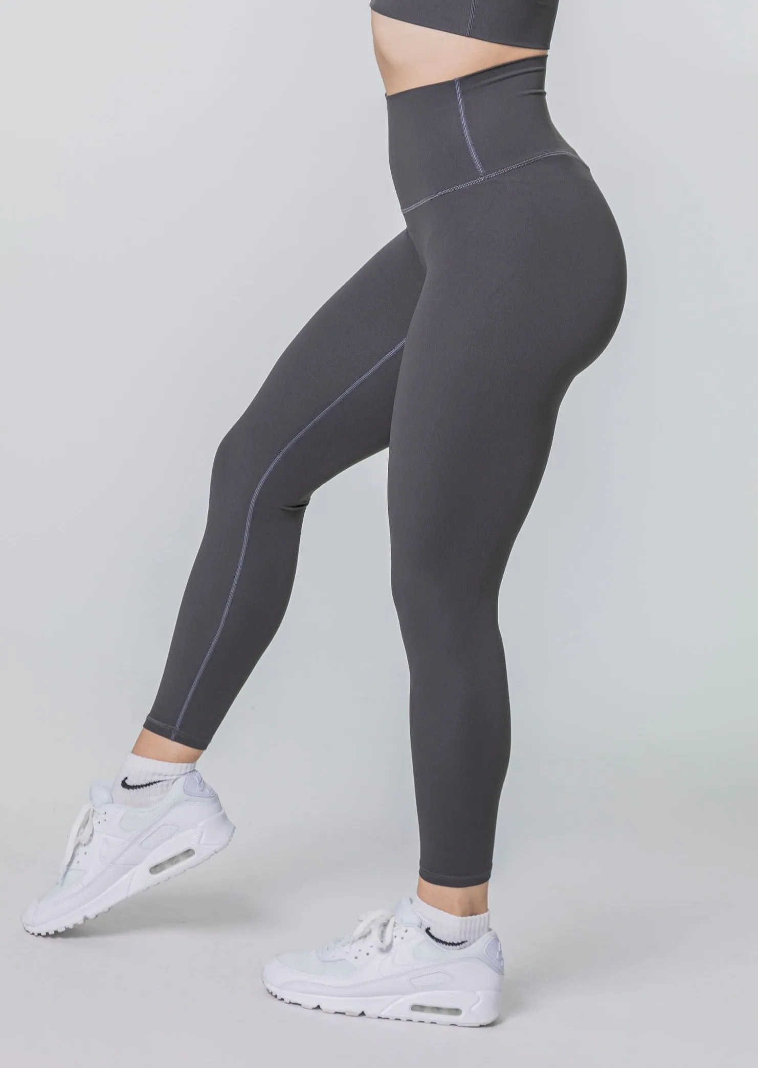 ELEVATE Leggings (Farbe Black/Dark Grey VORBESTELLUNG)