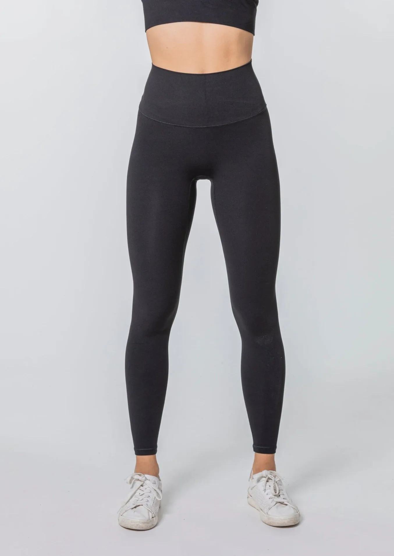 ELEVATE Leggings (Farbe Black/Dark Grey VORBESTELLUNG)