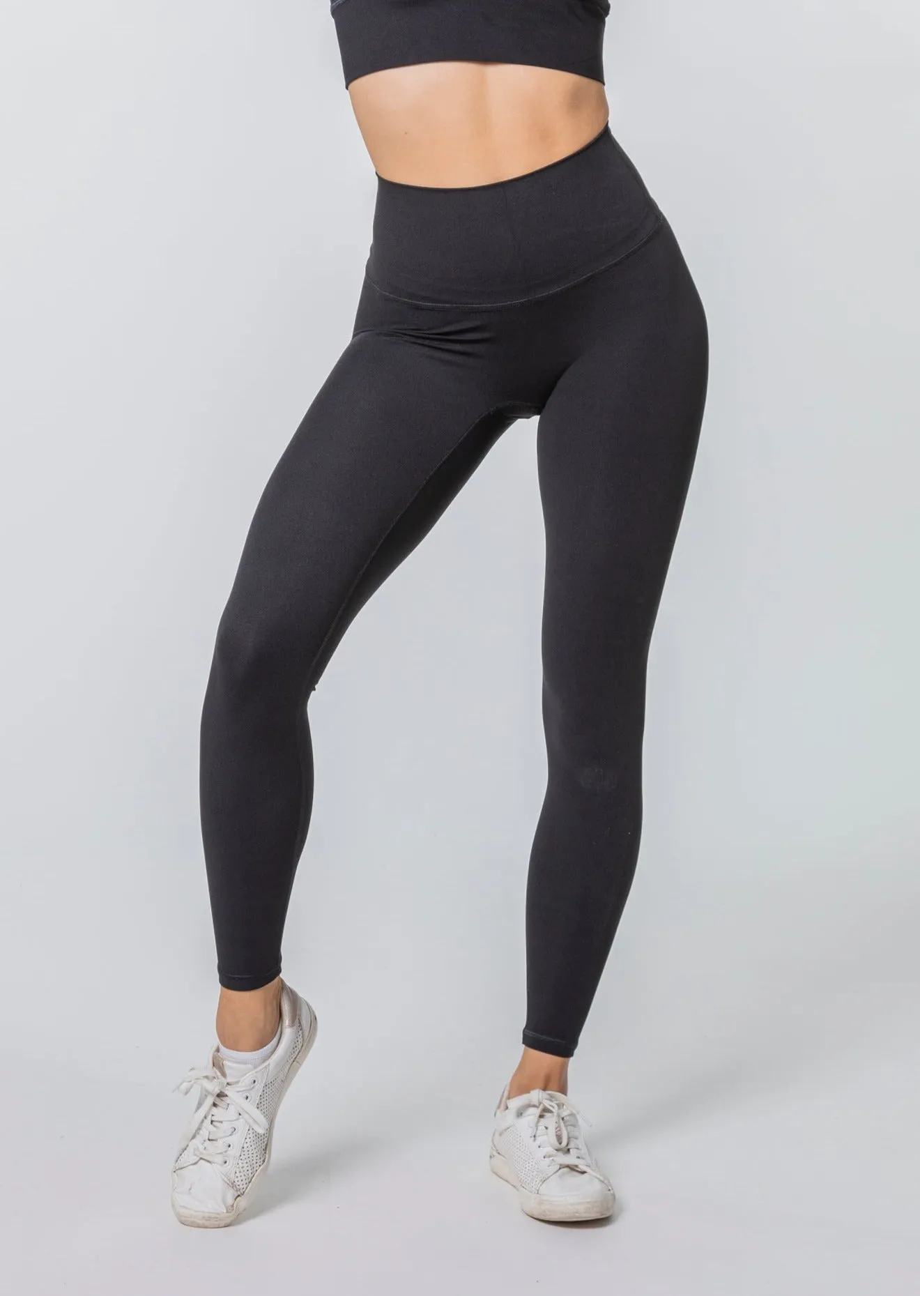 ELEVATE Leggings (Farbe Black/Dark Grey VORBESTELLUNG)