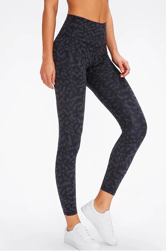 MIA FEATHERWEIGHT LEGGING