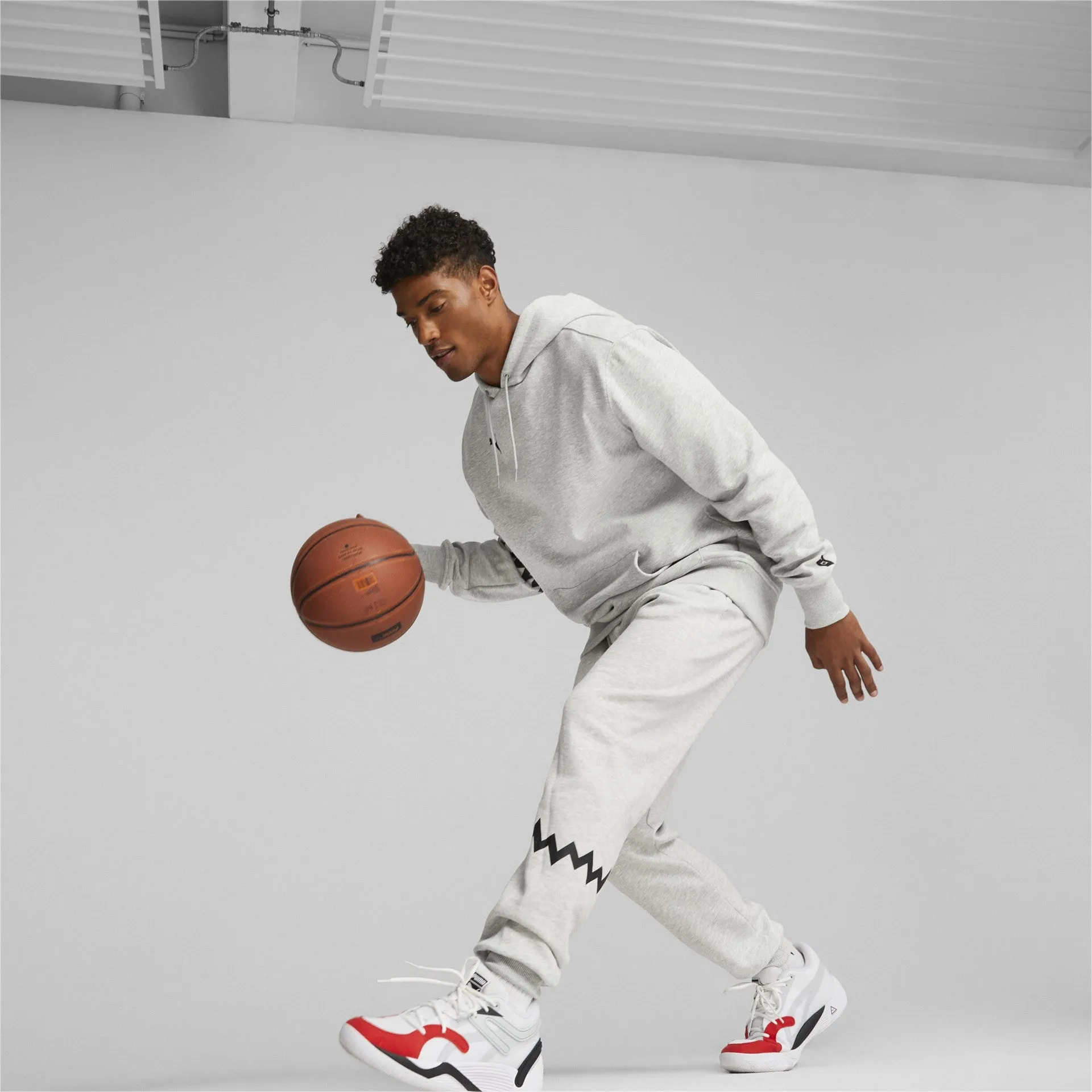 PUMA Hoops Team Sweat Pants