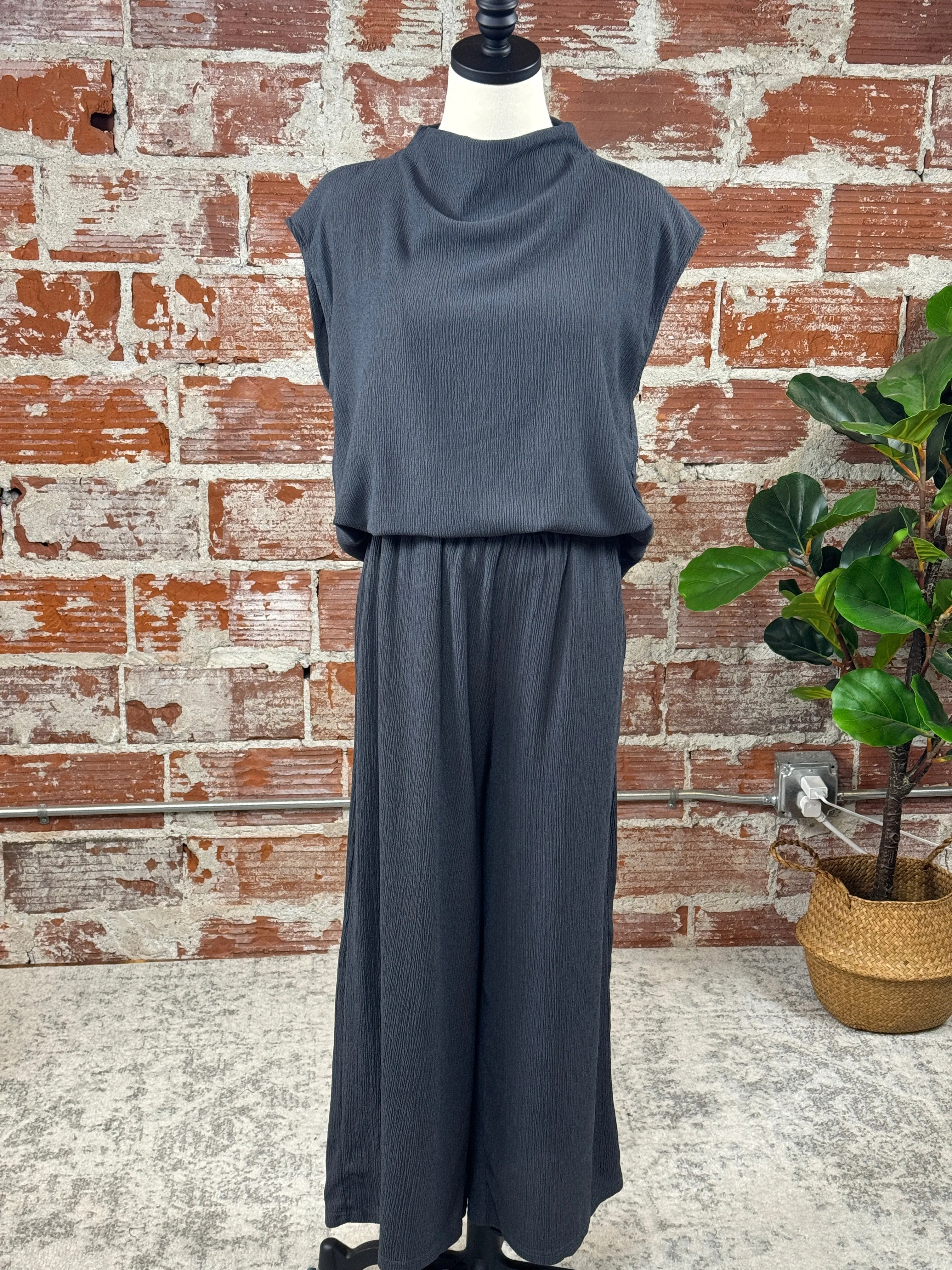 (Restock!) Zuri Pants in Charcoal