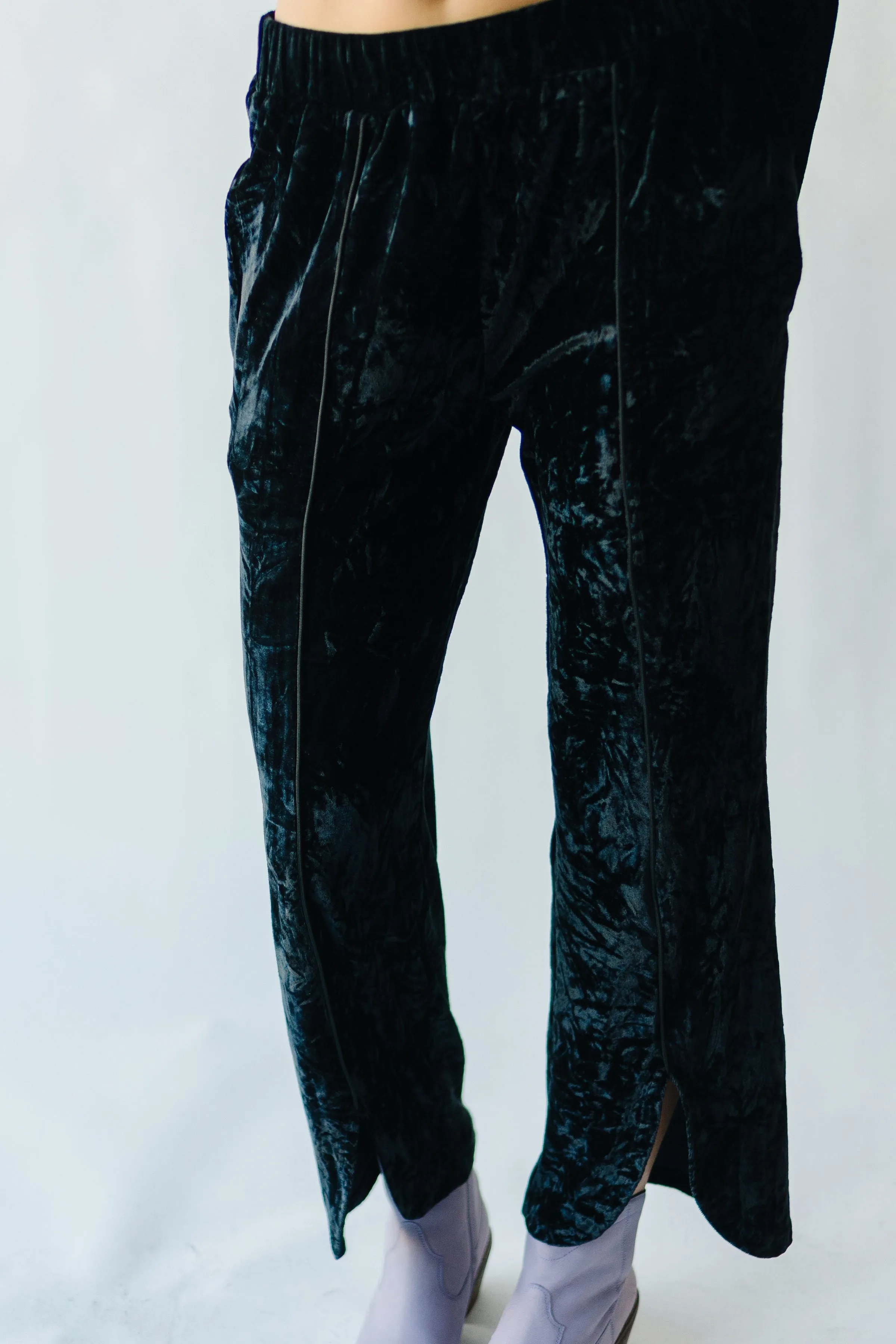 The Hannon Velvet Pants in Black