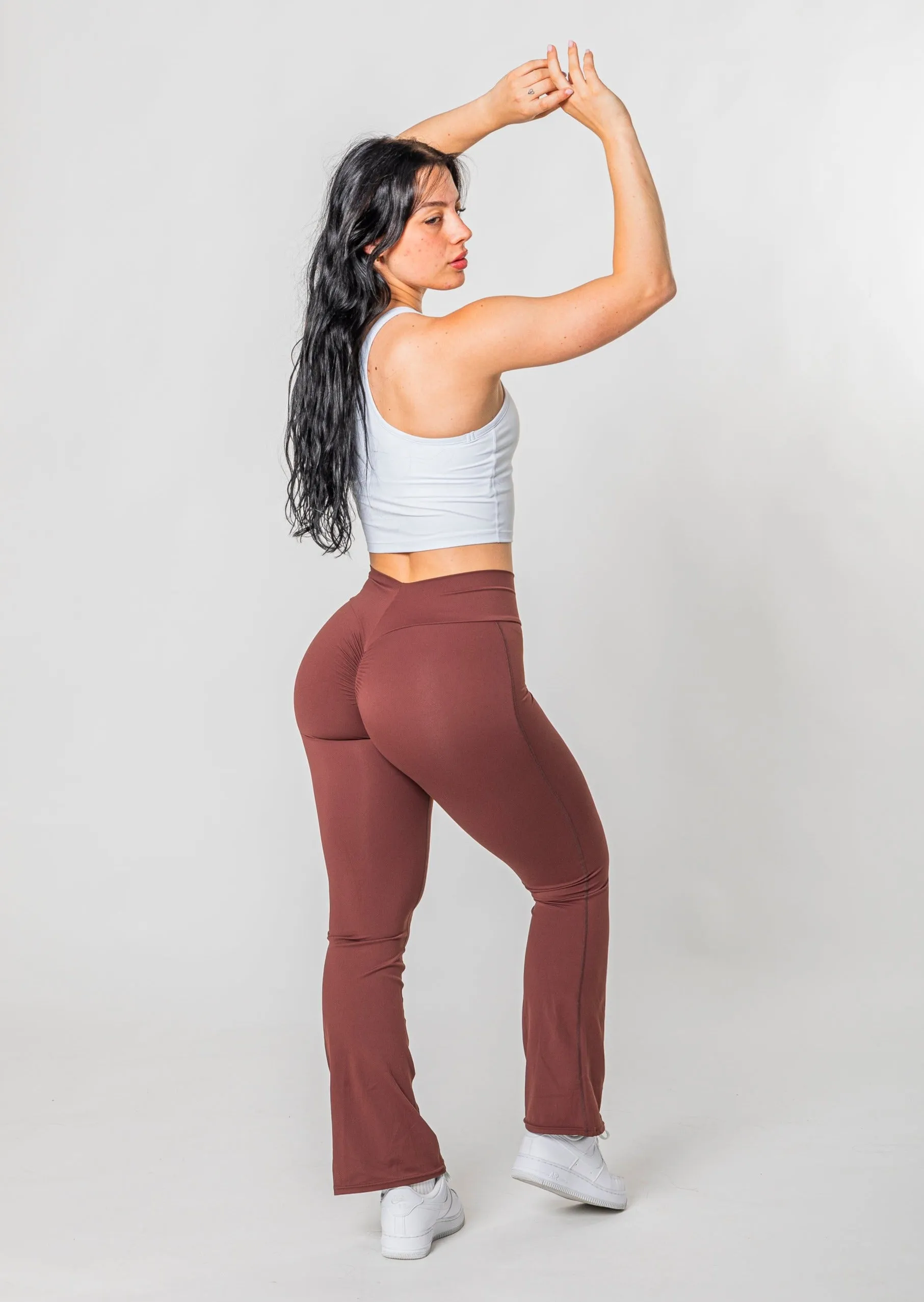 [VORBESTELLUNG] BELLA Flared Scrunch Leggings