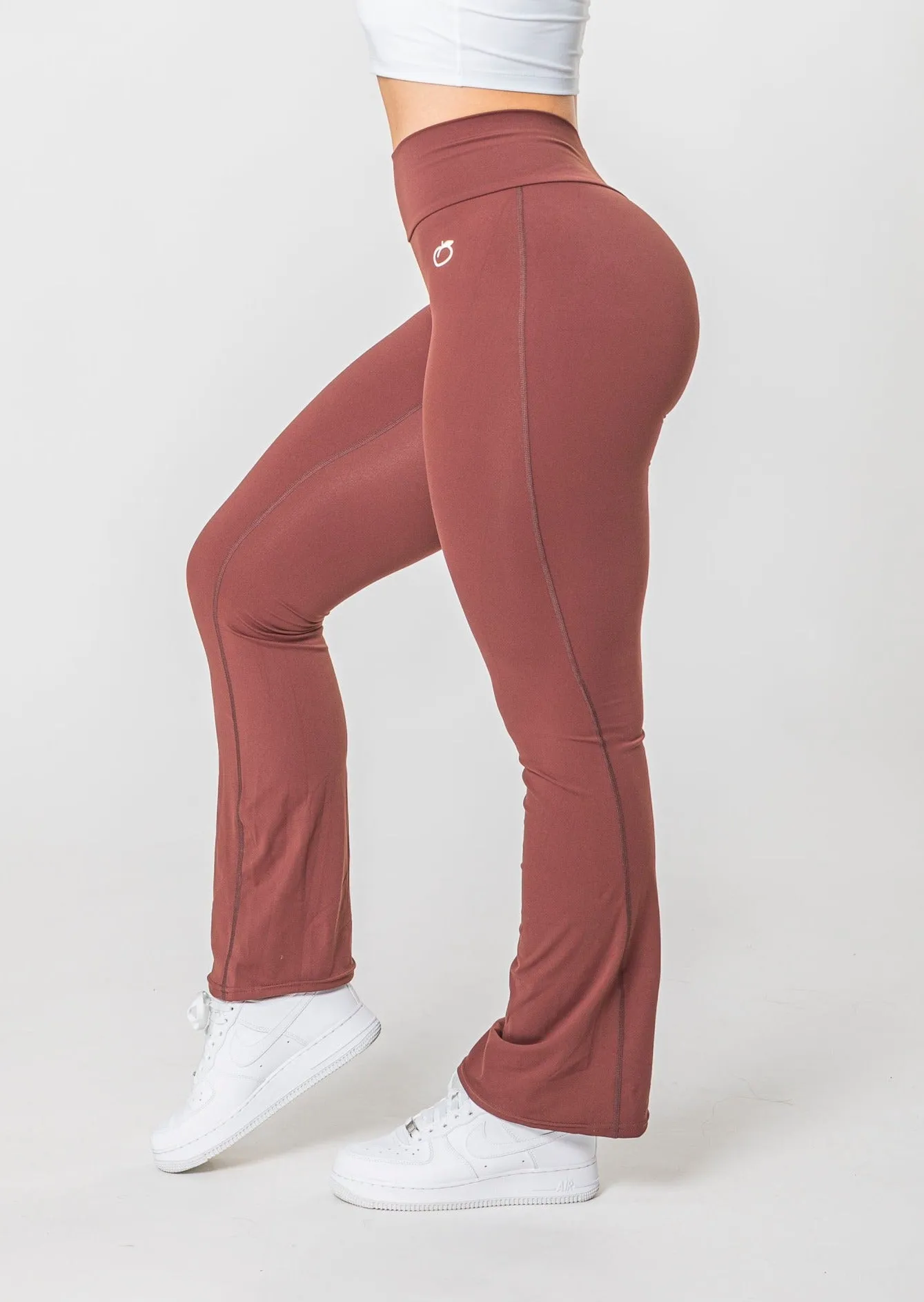 [VORBESTELLUNG] BELLA Flared Scrunch Leggings