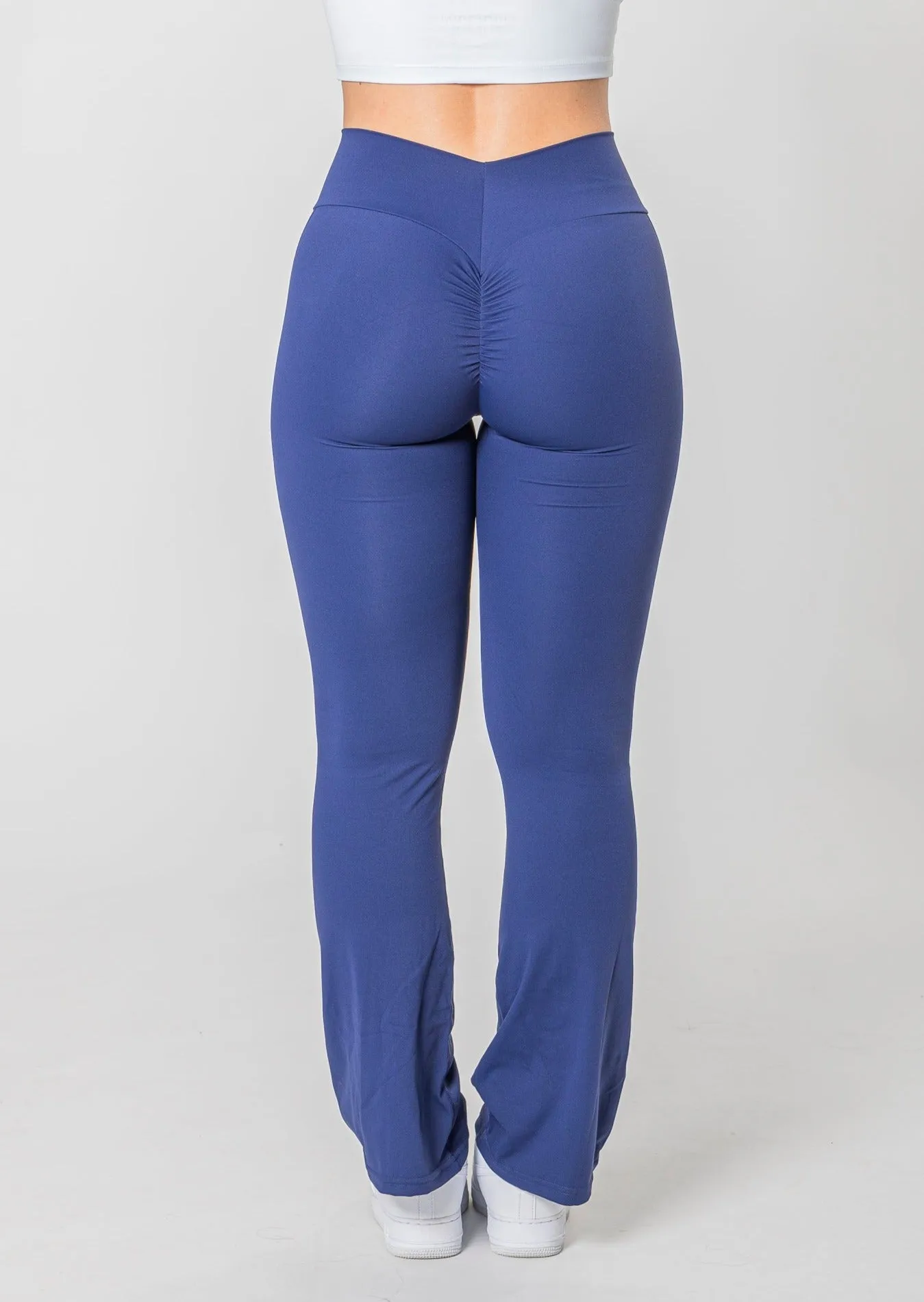 [VORBESTELLUNG] BELLA Flared Scrunch Leggings