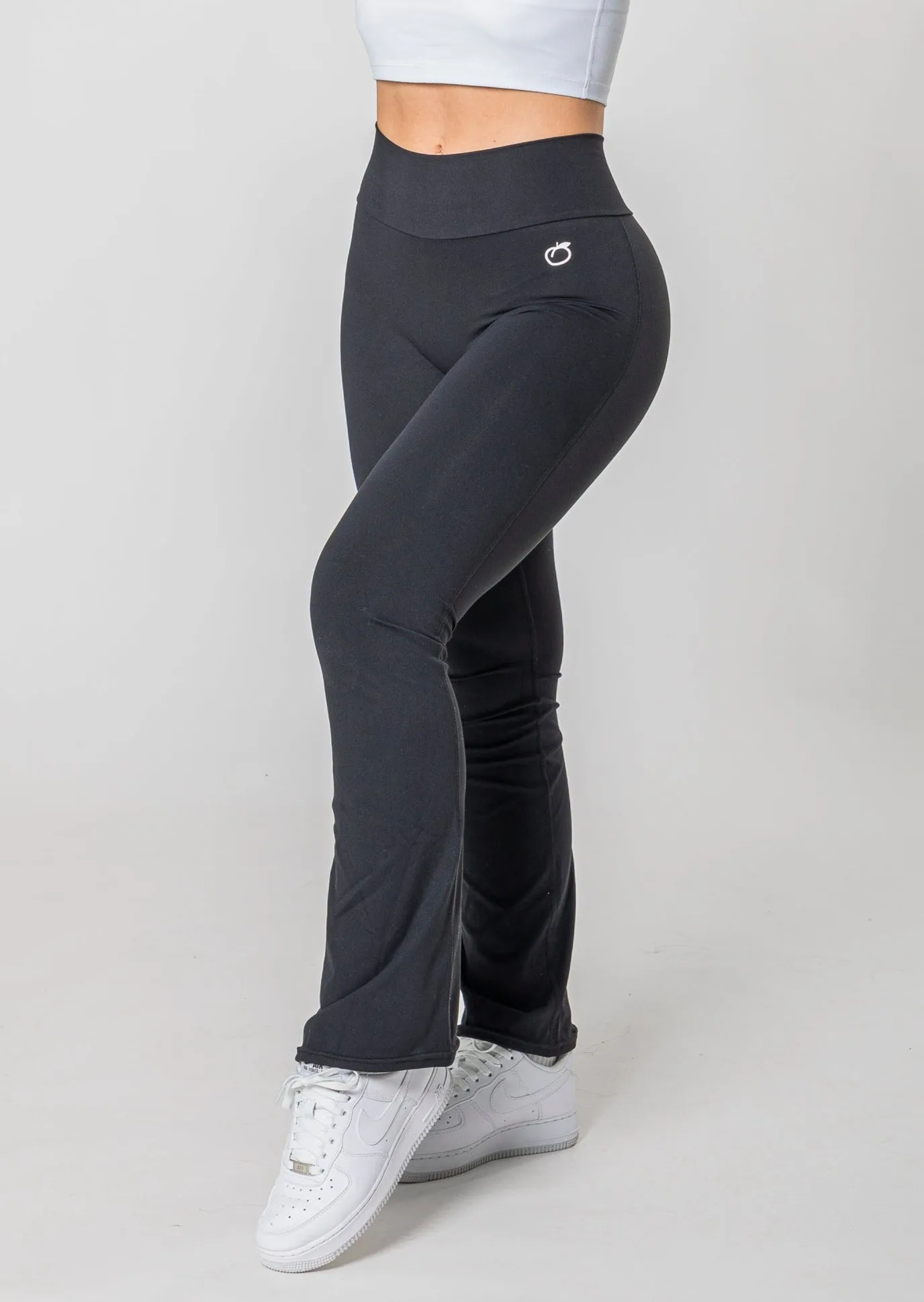 [VORBESTELLUNG] BELLA Flared Scrunch Leggings