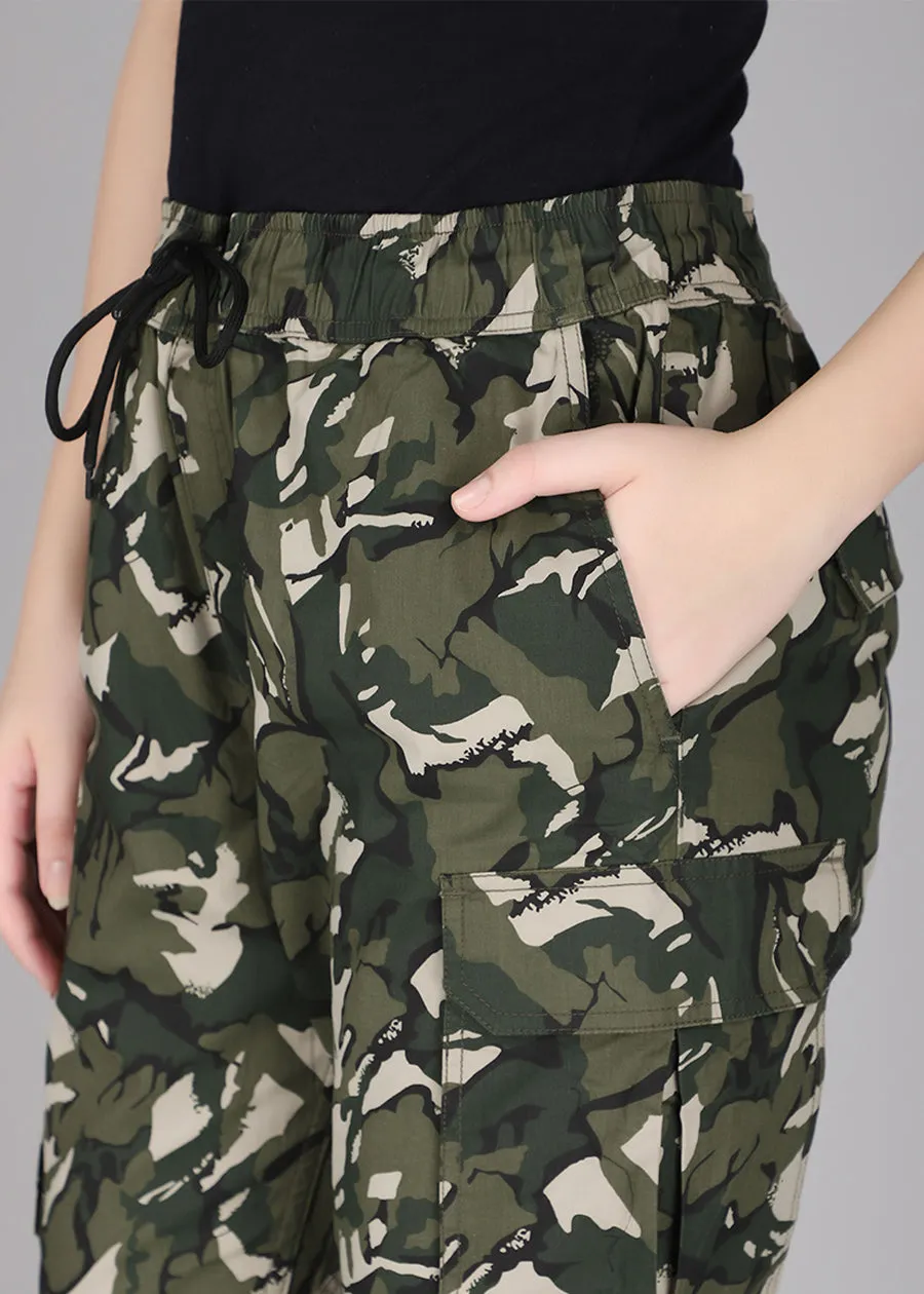 Womens Regular Fit Camo Cargo Jogger